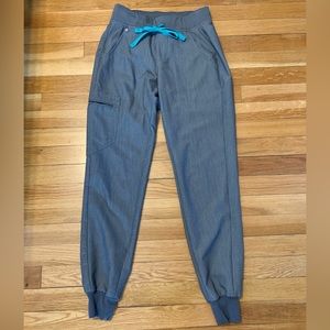 Like new Zamora Jogger in Graphite grey. XXS